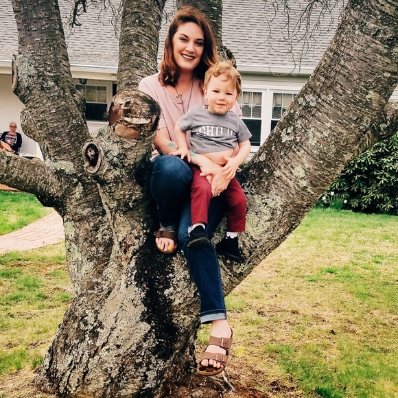 Meet your Posher, Lauren - Picture 5 of 8